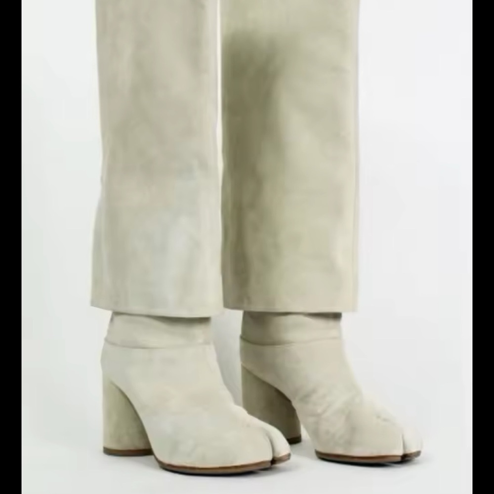 ISO IN SEARCH OF MAISON MARGELIA TROMPE L’OEIL TABI BOOTS